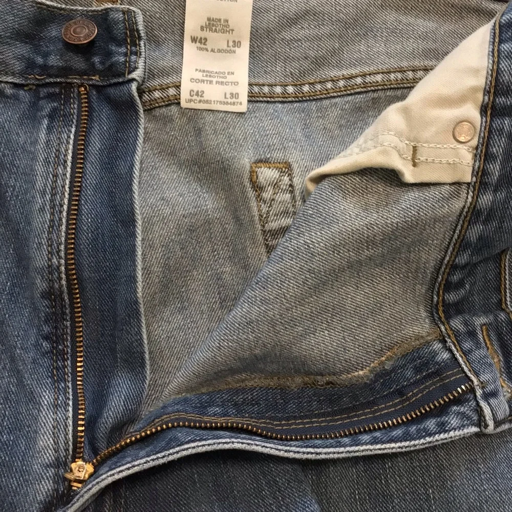 Signature Levi Strauss Cotton Straight Leg Medium Rinse Jeans 42x30
